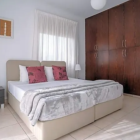 Eframia Dyo Hotel Peyia